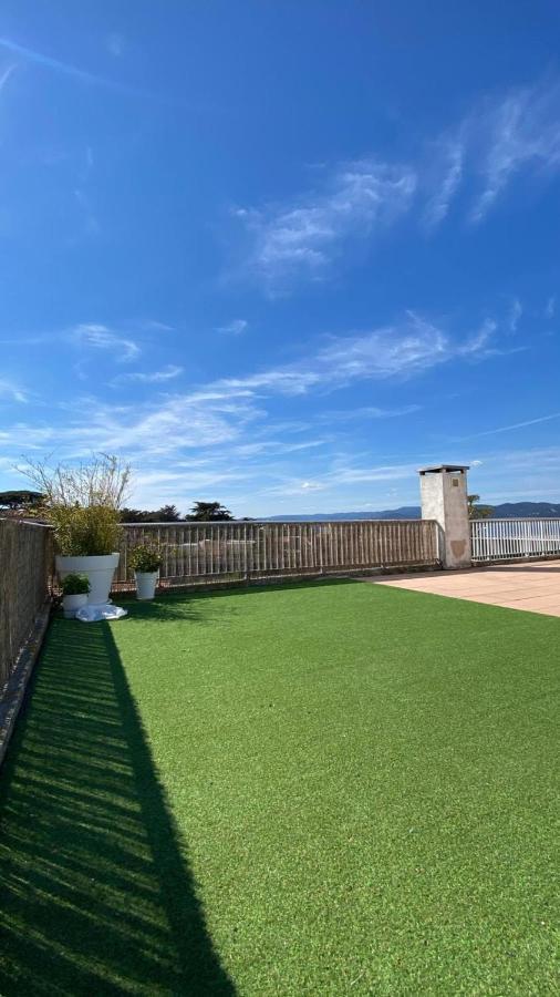 Charming Studio With Pool In Saint Tropez Daire Dış mekan fotoğraf